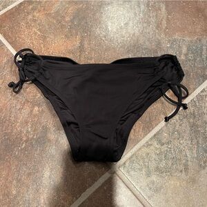 Shade & shore black tie bikini bottoms